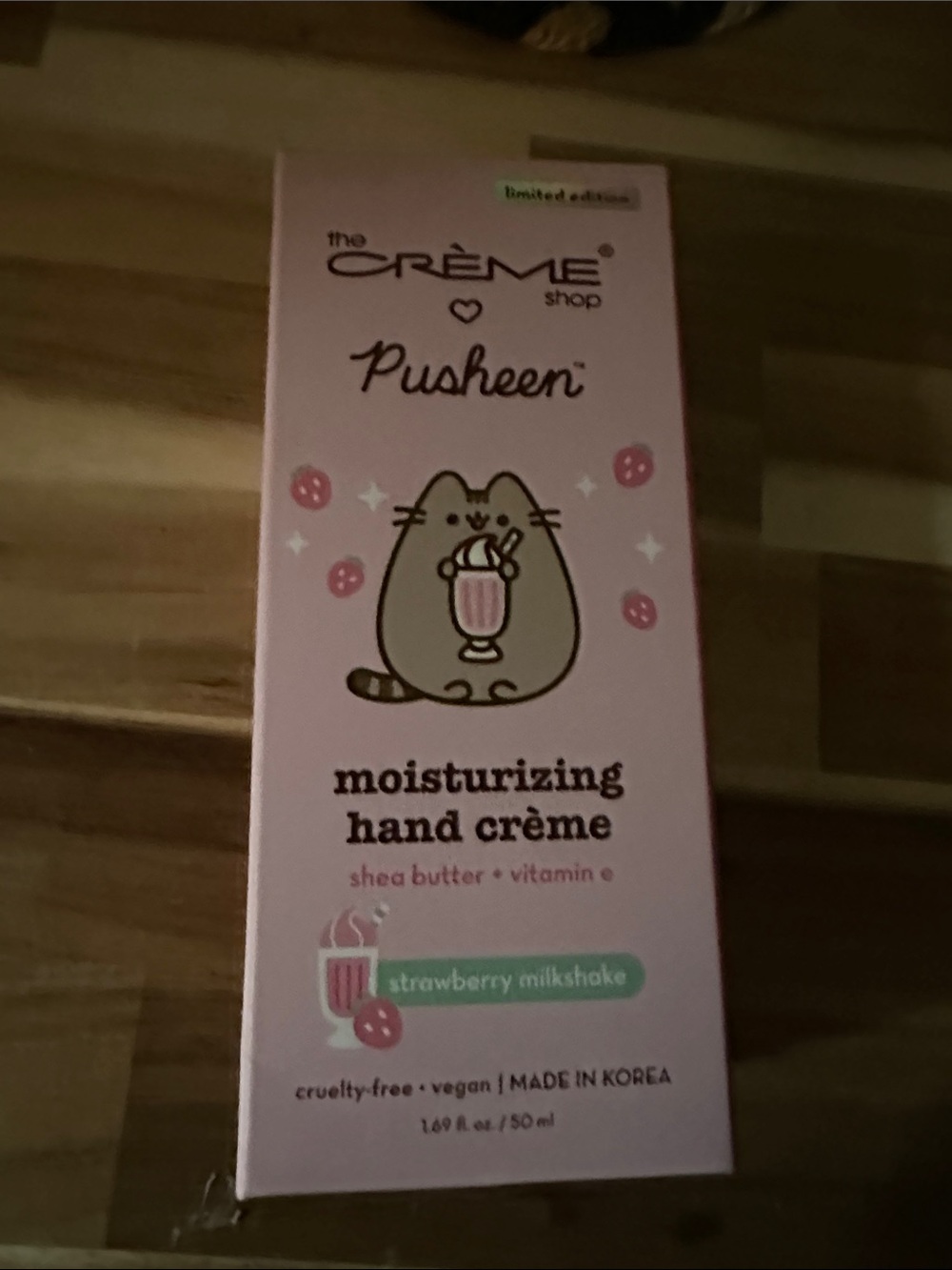 The Crème Shop x Pusheen Moisturizing Hand Crème - Pink (Strawberry Milkshake)